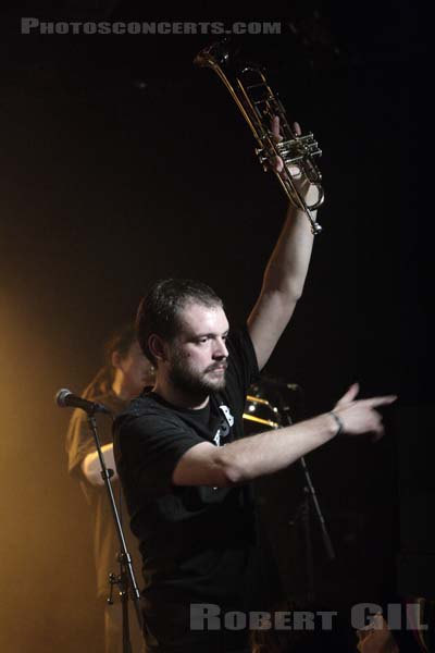 P.O.BOX - 2008-03-07 - PARIS - La Maroquinerie - 